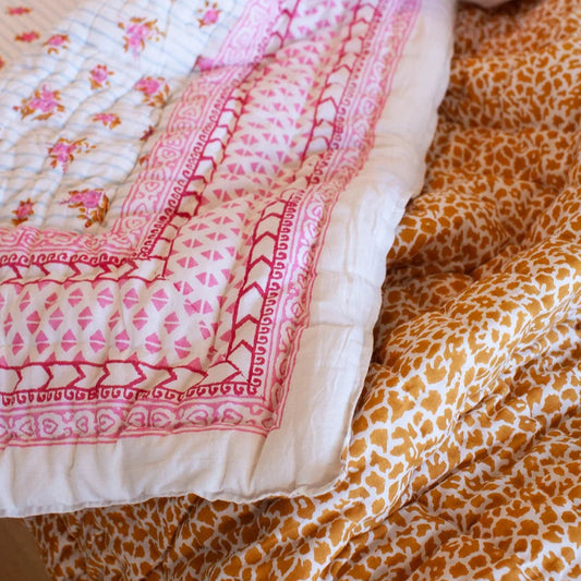 Kerri Cassle luxury Indian cotton individual blankets - Striped Ash